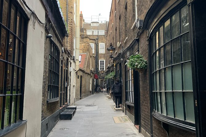 Private Guided Tour of Harry Potter Locations - English/ Italian - Price and group size: value that works best when you pack the group