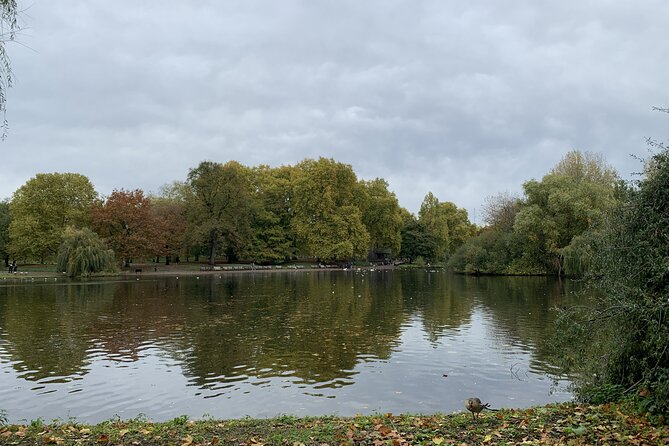 Private Guided Tour of London Landmarks - English or Italian - Meeting at County Hall, Then Getting Your Bearings with the London Eye