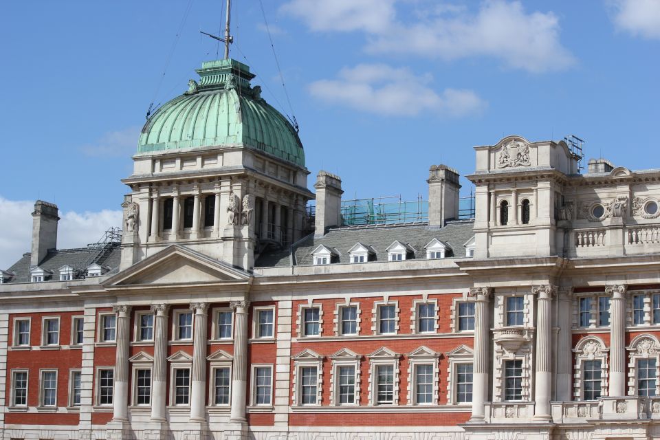 Private London Spy Walking Tour - Short pauses that connect the dots: from cover stories to headquarters thinking