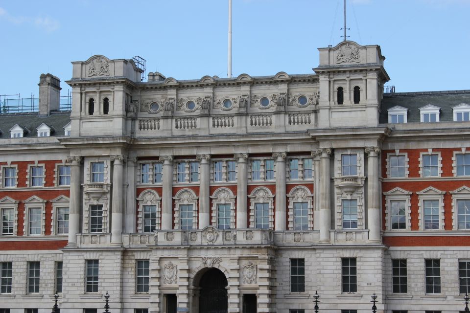 Private London Spy Walking Tour - Parliament Square: politics, messaging, and why propaganda matters