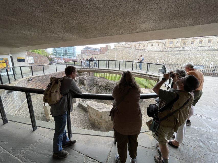 Roman Ruins to Blitz Bombings: London's Fiery History - Saint Dunstan in the East and the Great Fire markers