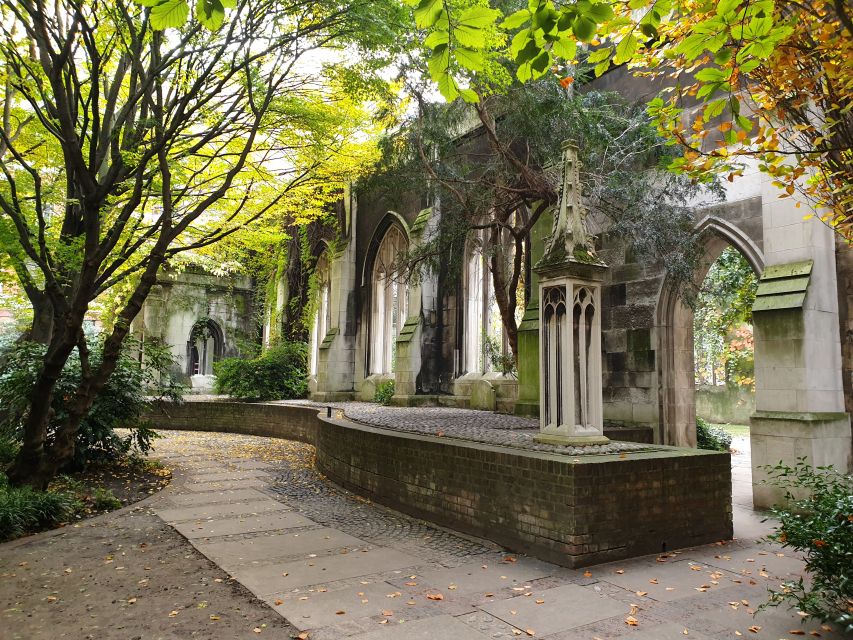 Roman Ruins to Blitz Bombings: London's Fiery History - Bank of England vaults and the long reach of the Lord Mayor