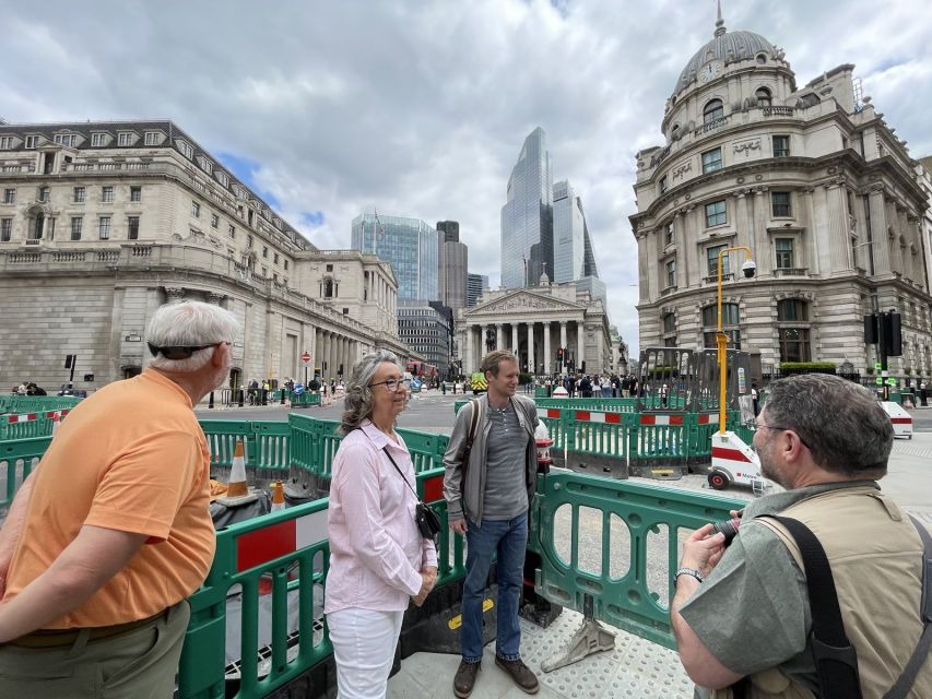 Roman Ruins to Blitz Bombings: London's Fiery History - Ye Olde Cheshire Cheese: finishing with a classic London stop