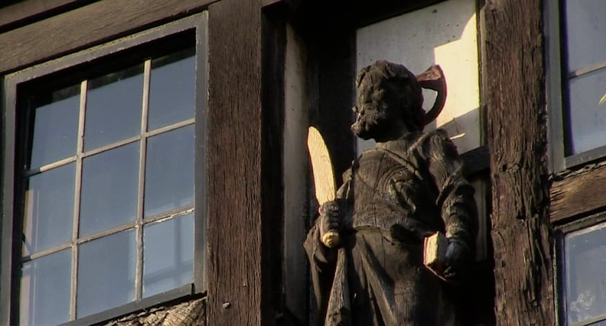 Secret Old London Walking Tour - St Bartholomew the Great: standing in a medieval churchyard