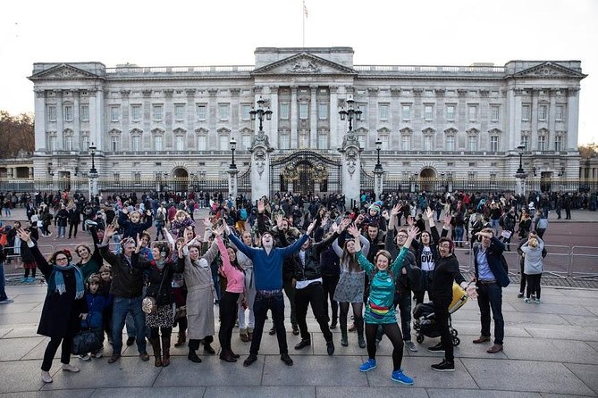 Silent Disco Walking Tours West End Boogie Shoes - Who This Silent Disco Walk Suits Best