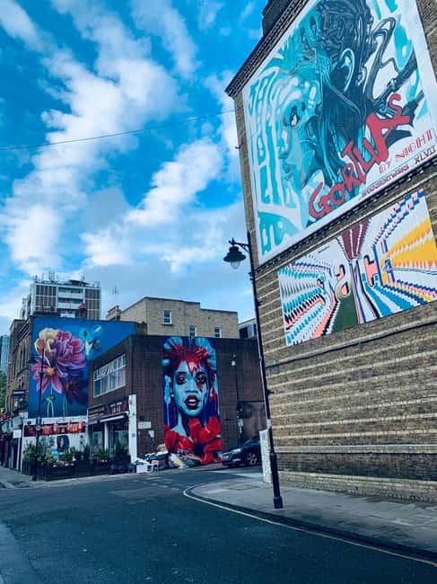 Southwark to Shoreditch Shakespeare Promenade - Bunhill Fields to Shoreditch: Street Art, Theatre Birthplaces, and the End at New Inn Yard