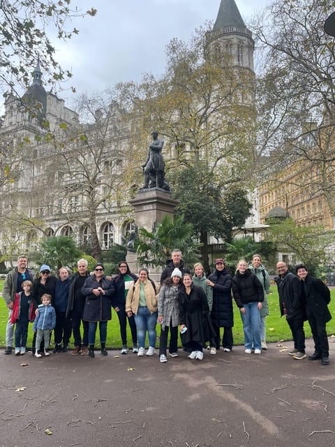 The Changing of the Guard Experience with Thames Boat ride - Key highlights at a glance