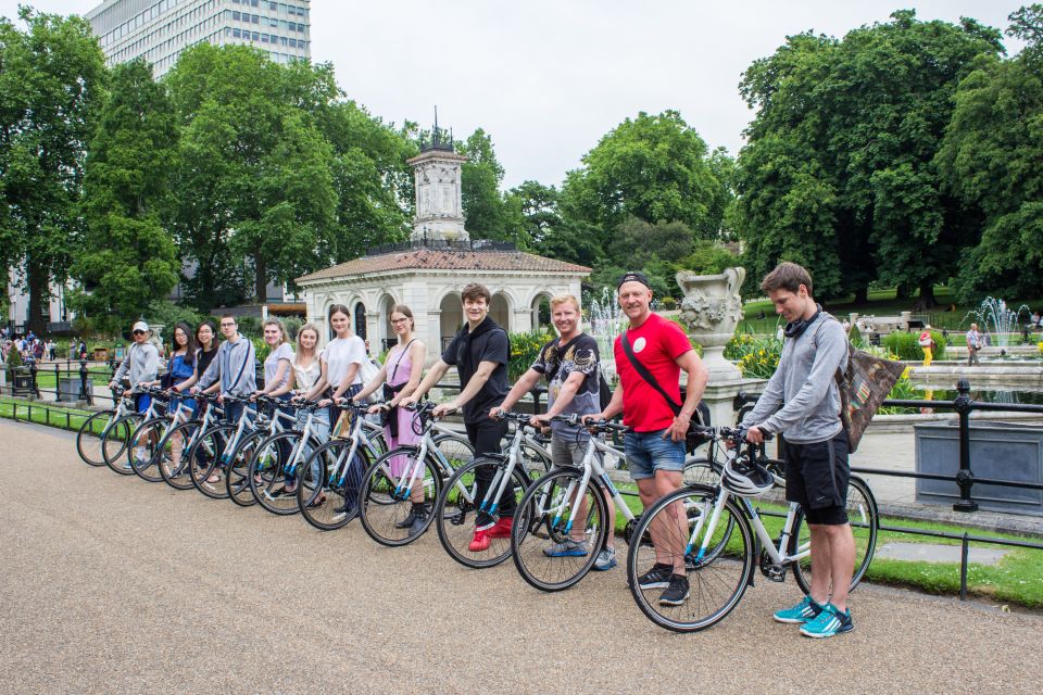 The London "Big Six" and a Pub. 5.5 hour tour - Westminster Abbey, Houses of Parliament, and Big Ben: Big Names, Guided by Route