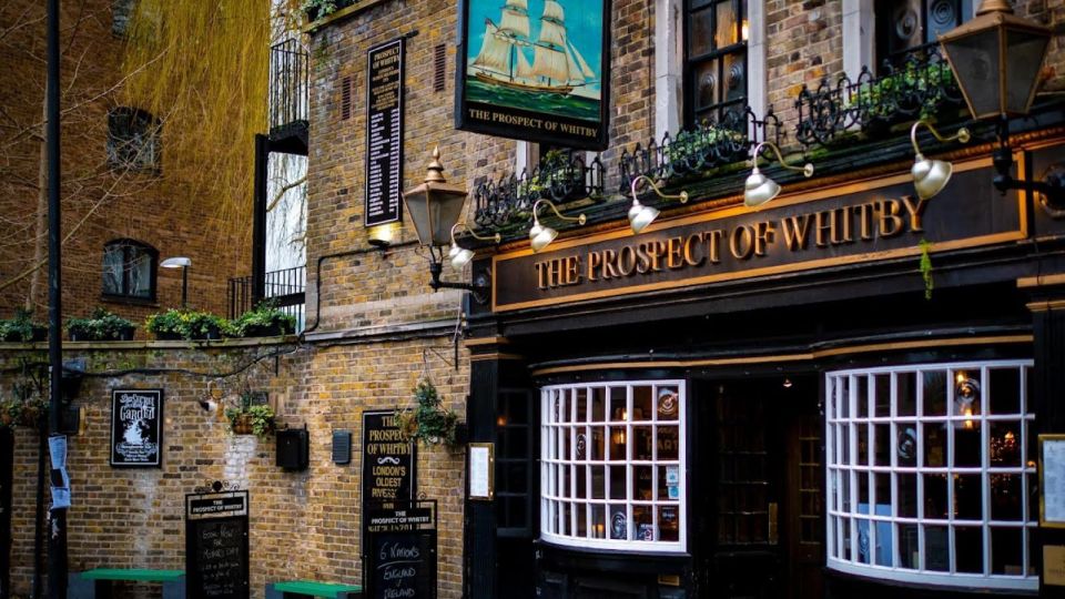 The London Historic Pubs Tour - Prospect of Whitby, the Devil’s Tavern: ending with TV-famous pub vibes