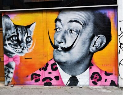 The Original London Street Art Tour (French) - Meeting Point at Old Spitalfields Market (Find the White Goat)