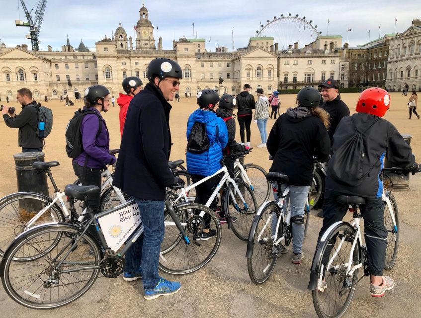 The Royal Express, 2.5 hour tour - Your bike and pacing: easy pushbike riding, small-group control