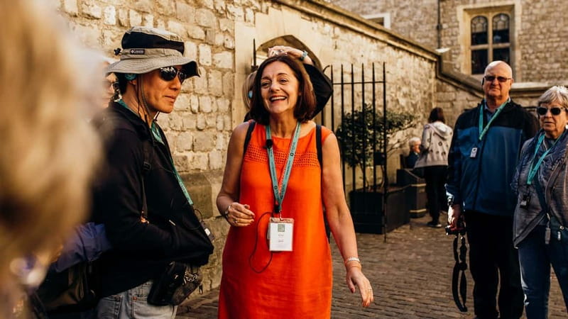 Tower of London Tour with Crown Jewels, plus River Cruise - Key things to know before you go